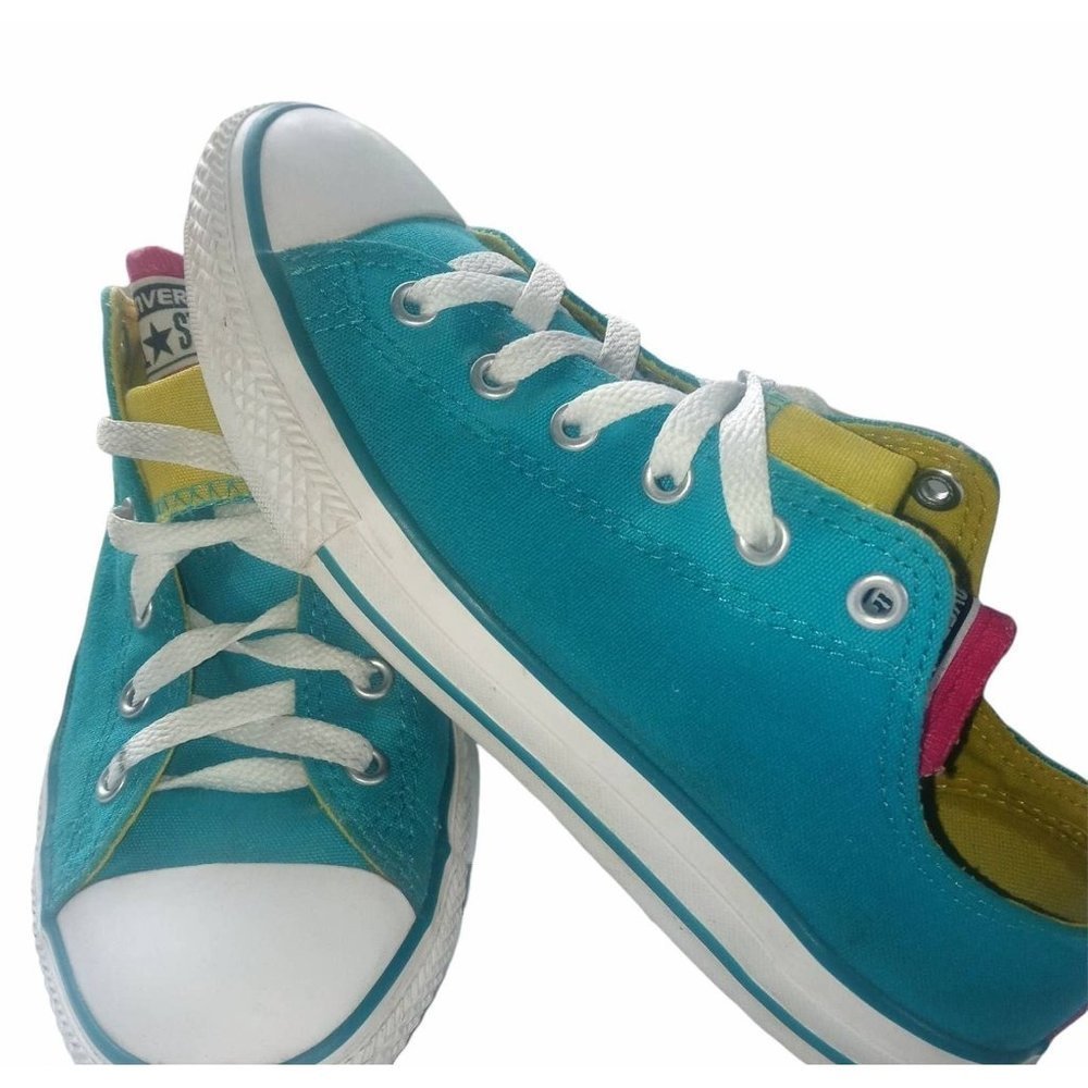 Chuck Taylor Converse turquoise neon color size 5